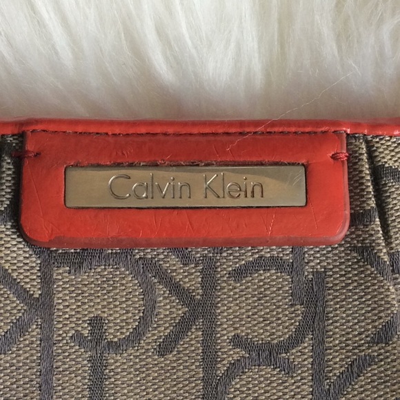 *SOLD*
Calvin Klein Wallet - Picture 2 of 8